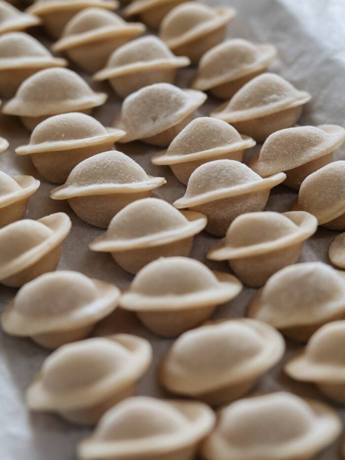 5255900898188716211 Pelmeni (chicken)